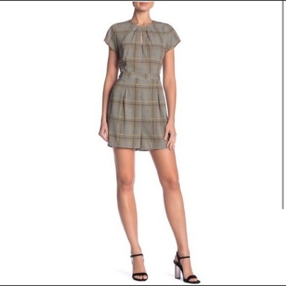 19 COOPER | Plaid Romper - Picture 1 of 6